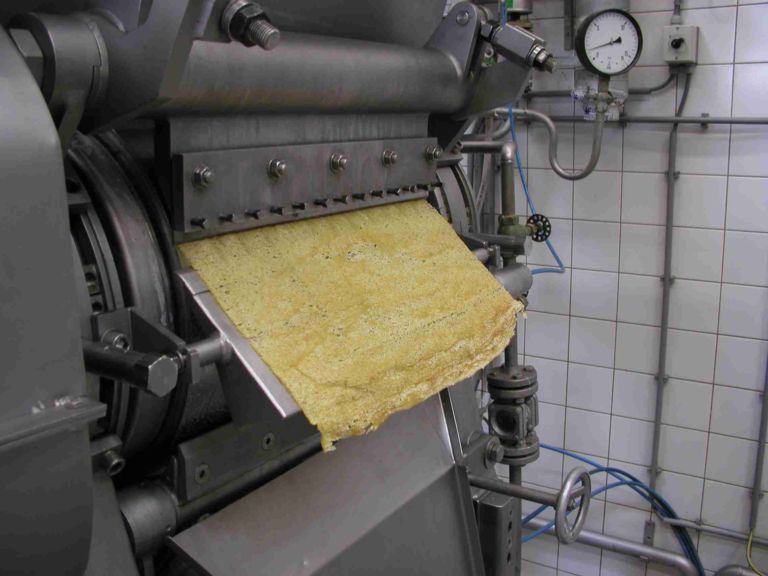 The drum dryer can dry viscous, pasty, and sticky products Ingetecsa